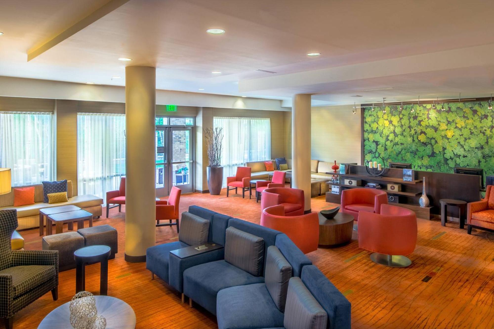 Courtyard By Marriott Charleston Downtown/Civic Center Exterior foto